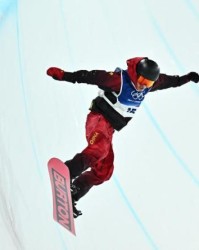 九游娱乐-突破！王梓阳闯入单板滑雪男子U型场地技巧决赛